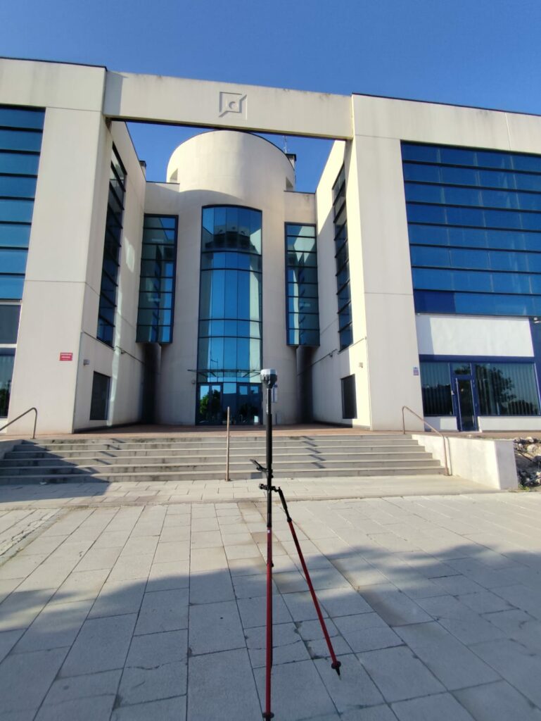 Emlid GNSS Scan4model Oficce
